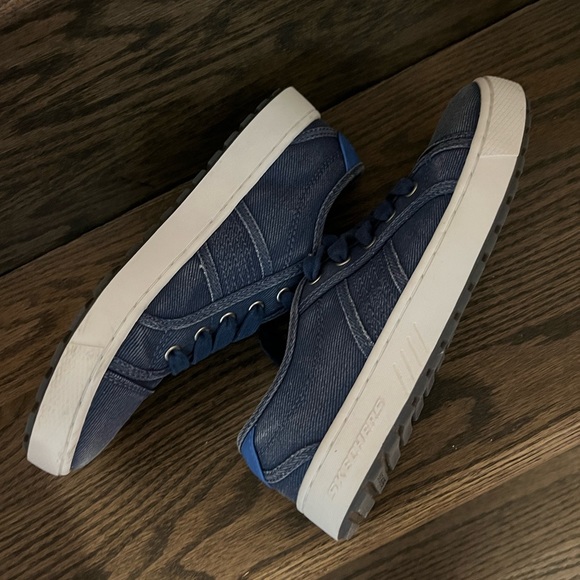 Boy’s Skechers Memory Foam Gel-Infusion Direct Pulse Jump Shift Canvas Sneakers - Picture 10 of 12